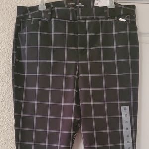 High-Waisted Patterned Pixie Pants